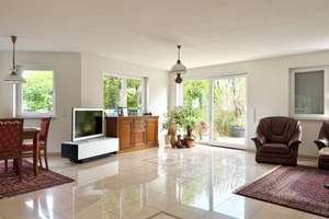 Exklusives Wohnhaus mit Einliegerwohnung – Die vollständige Adresse der Immobilie erhältst du vom Anbieter., 74081 Sontheim, Heilbronn – Vorschaubild 3