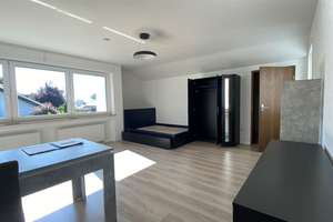 MÖBLIERTES SINGLE-APARTMENT IN RUHIGER LAGE VON REUTTI – Die vollständige Adresse der Immobilie erhältst du vom Anbieter., 89233 Neu-Ulm – Vorschaubild 3