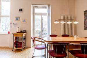 Bezugsfreie 3-Zimmer-Wohnung mit Balkon in schöner Wohnanlage – Sonntagstraße 15, 10245 Friedrichshain, Berlin – Vorschaubild 4
