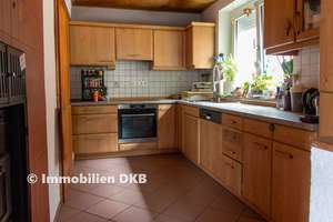 Viel Raum für Familienglück – stilvoll wohnen mit Garten, Ausbaureserve und vielen Modernisierungen – Die vollständige Adresse der Immobilie erhältst du vom Anbieter., 91631 Wettringen – Vorschaubild 11