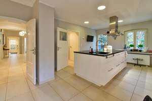 Modernisierte Villa mit ca. 329m² Wfl in begehrter Lage auf wunderschönem Grundstück direkt am Zoo – Die vollständige Adresse der Immobilie erhältst du vom Anbieter., 47057 Neudorf-Nord, Duisburg – Vorschaubild 5