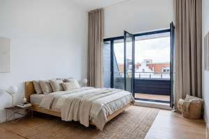 Exklusive Dachgeschosswohnung mit Panoramablick im Erstbezug – Die vollständige Adresse der Immobilie erhältst du vom Anbieter., 10245 Friedrichshain, Berlin – Vorschaubild 4