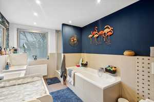 Property thumbnail 9