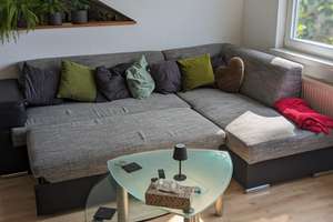 Charmante Wohnung im Dachgeschoss in Bonn-Auerberg – Saarbrückenerstraße 80, 53117 Auerberg, Bonn – Vorschaubild 2