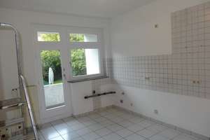 SCHÖNE 3 Zi. EG-WOHNUNG IN ESSEN HOLSTERHAUSEN MIT GARTENMITBENUTZUNG – Die vollständige Adresse der Immobilie erhältst du vom Anbieter., 45147 Frohnhausen, Essen – Vorschaubild 9