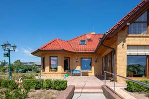 ☆ ☆ ☆ ☆ ☆ Einfamiienhaus am See, großzügig und luxuriös, unweit von Prenzlau ☆ ☆ ☆ ☆ ☆ – Am Grünower See 5, 17291 Grünow – Vorschaubild 6