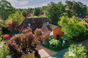 Ein Haus, viele Möglichkeiten: Großzügiges Wohnen in Lüneburg – Die vollständige Adresse der Immobilie erhältst du vom Anbieter., 21337 Kaltenmoor, Lüneburg – Vorschaubild 3