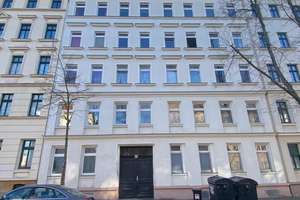 helle 2-Raum-Wohnung, Nähe Stünzer Park, Balkon