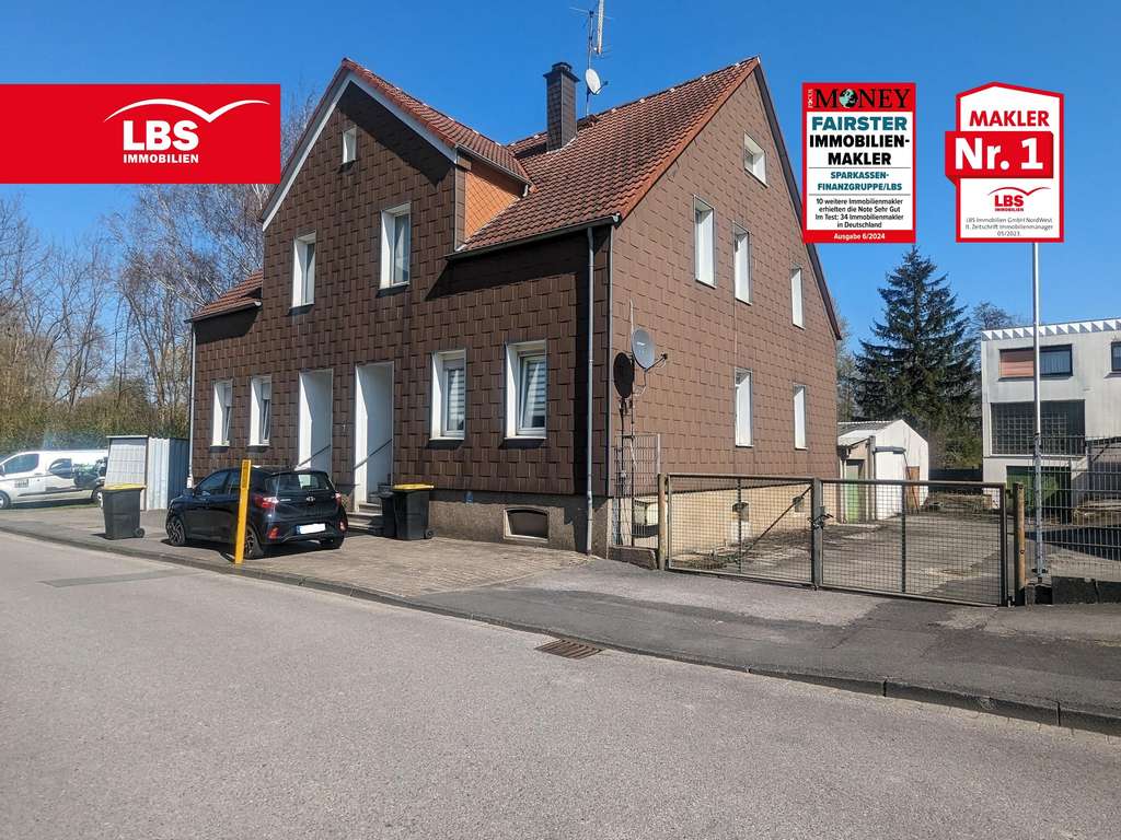 Großzügiges Grundstück mit außergewöhnlich viel Potential !