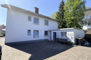 Zweifamilienhaus mit Garten nahe Ortskern Stukenbrock – Pfarrer-Huckschlag-Weg 13, 33758 Schloß Holte-Stukenbrock – Vorschaubild 4