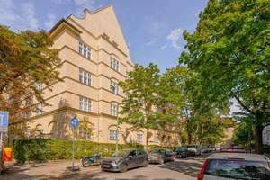 Urban, gemütlich & sonnig – 2 Zimmer mit großem Balkon – Die vollständige Adresse der Immobilie erhältst du vom Anbieter., 12163 Steglitz, Berlin – Vorschaubild 23