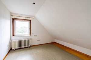 Geräumiges Ein-, Zweifamilienhaus mit Keller und Garage in Garbsen-Stelingen *Erbpacht* – Hannover (Kreis) – Vorschaubild 17