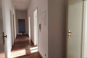 wunderbare 3 Raumwohnung mit Balkon und Ankleideraum