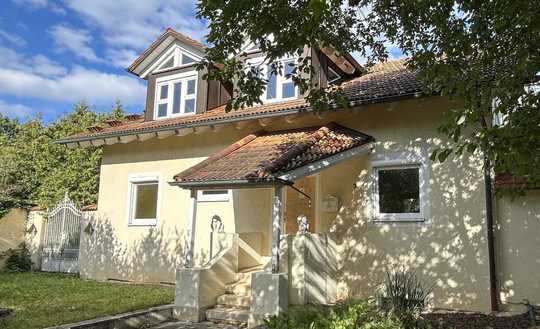 Ein-/Zweifamilienhaus in Dußlingen