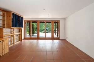 Exklusiv. Privat. Naturverbunden
Ihre Villa mit Waldflair & Wasserlauf – Die vollständige Adresse der Immobilie erhältst du vom Anbieter., 90537 Feucht – Vorschaubild 7