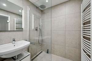 ALL-INCLUSIVE: Luxuriöses Apartment in Top-Lage von München zwischen Königsplatz und Hauptbahnhof – Die vollständige Adresse der Immobilie erhältst du vom Anbieter., 80333 Augustenstraße, München – Vorschaubild 11