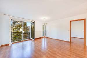 +++ Einbauküche NEU - zentral, bequem & renoviert - französischer Balkon - inklusive TG-Stpl. +++ – Daimlerstraße 54, 70372 Cannstatt-Mitte, Stuttgart – Vorschaubild 3