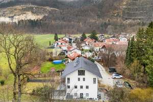 Stilvolle Doppelhaushälfte mit durchdachtem Wohnkonzept und Wohlfühlambiente – Die vollständige Adresse der Immobilie erhältst du vom Anbieter., 83126 Flintsbach am Inn – Vorschaubild 22