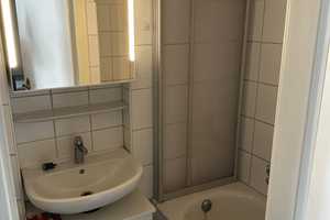 Attraktive 3-Zimmer-Wohnung mit gehobener Innenausstattung mit Balkon und EBK in Düsseldorf – Frankenstraße 26, 40476 Düsseldorf – Vorschaubild 8