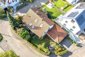 **Einfamilienhaus mit Doppelgarage am Ortsrand** – Die vollständige Adresse der Immobilie erhältst du vom Anbieter., 73614 Schorndorf – Vorschaubild 1