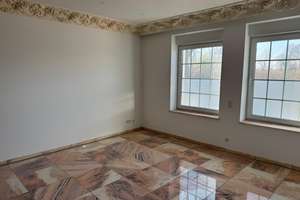 Frisch renovierte 3-Zimmer-Wohnung (KDB, Ess- und Wohnzimmer, 2 Schlafzimmer) – Altenessener Str. 124, 45326 Altenessen-Süd, Essen – Vorschaubild 2