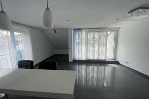 3,5-Zimmer-Wohnung mit Balkon: Neu-Ulm – Die vollständige Adresse der Immobilie erhältst du vom Anbieter., 89231 Neu-Ulm – Vorschaubild 2