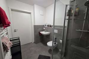 Spacious 2-Room Apartment with Terrace & Parking – Egger Straße 71, 94469 Deggendorf – Vorschaubild 12