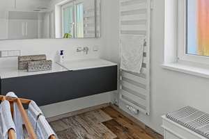 Top modernisiertes Einfamilienhaus mit 4 Zimmern in Schenefeld freut sich auf Sie – Die vollständige Adresse der Immobilie erhältst du vom Anbieter., 22869 Schenefeld – Vorschaubild 13