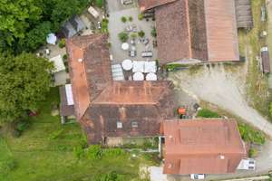 Einzigartiges Ensemble in ruhiger, naturnaher Lage von Efringen-Kirchen mit viel Potenzial – Die vollständige Adresse der Immobilie erhältst du vom Anbieter., 79588 Efringen-Kirchen – Vorschaubild 2