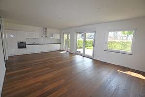Baujahr 2014! Exklusive 3-Zimmer-Wohnung mit Garten und zwei TG-Stellplätzen in Düsseldorf-Grafental – 40235 Flingern Nord, Düsseldorf – Vorschaubild 4