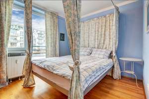 Möbliert: Ruhige Balkonwohnung mit Blick in den Innenhof – Die vollständige Adresse der Immobilie erhältst du vom Anbieter., 81679 Altbogenhausen, München – Vorschaubild 3