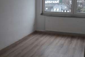solide vermietete 4-Zimmer-Wohnung mit Balkon – Die vollständige Adresse der Immobilie erhältst du vom Anbieter., 52078 Forst, Aachen – Vorschaubild 9