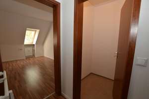 Schönes Wohnen in Top-Lage!
Klasse 2-Zimmer-Wohnung über 2 Etagen!
 Nürnberg - Mögeldorf – Die vollständige Adresse der Immobilie erhältst du vom Anbieter., 90482 Mögeldorf, Nürnberg – Vorschaubild 12