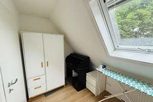 Super zentrale Lage: 2-Zimmer-Wohnung in Stuttgart-Weilimdorf – Die vollständige Adresse der Immobilie erhältst du vom Anbieter., 70499 Weilimdorf (Ortsteil), Stuttgart – Vorschaubild 3