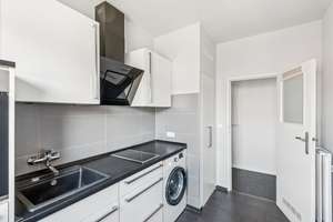Renoviert. Gepfl egt. Zentral. Wohlfühlzuhause in Spandau – Die vollständige Adresse der Immobilie erhältst du vom Anbieter., 13585 Spandau (Ortsteil), Berlin – Vorschaubild 2