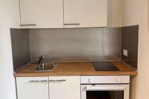Vollmöblierte und kernsanierte 2 Zimmer-Altbauwohnung – Die vollständige Adresse der Immobilie erhältst du vom Anbieter., 51063 Mülheim (Ortsteil), Köln – Vorschaubild 2