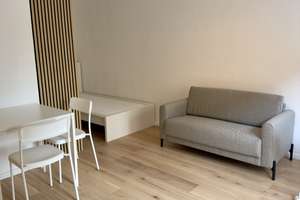 Kernsanierte, möblierte 1-Zimmer-Wohnung in zentraler Lage (TU, U-Bahn, Stadtpark…) – Ludwig-Feuerbach-Straße 7, 90489 Wöhrd, Nürnberg – Vorschaubild 2