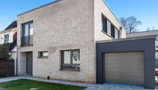Bild von Lichtdurchflutet & urban – Lebensqualität am Rand der Eilenriede
