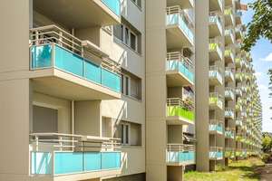 Erstbezug nach Sanierung: familienfreundliche 3-Zimmer-Wohnung mit Balkon – Hopfgartenstr. 6, 1307 Johannstadt-Nord, Dresden – Vorschaubild 1