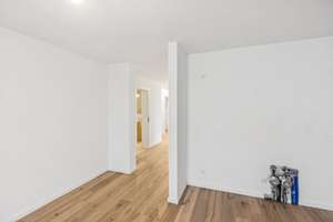 Sofort beziehbar - Erstbezug - großzügige, lichtdurchflutete Erdgeschosswohnung mit Nord-Ost-Süd-Aus – Hanauerstr. 6, 86165 Lechhausen-Süd, Augsburg – Vorschaubild 7