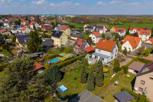 CHARMANTES EINFAMILIEN & GENERATIONSHAUS IN RUHIGER LAGE VON DRESDEN – Die vollständige Adresse der Immobilie erhältst du vom Anbieter., 1109 Hellerau/Wilschdorf, Dresden – Vorschaubild 4