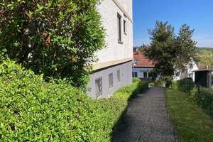 Modernisierte 3-Zimmer Erdgeschosswohnung mit Stellplatz in Stuttgart-Sillenbuch in ruhiger Lage