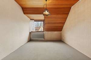 Großzügiges Mehrgenerationenhaus mit Garage in guter und ruhiger Lage von Tonndorf. – Die vollständige Adresse der Immobilie erhältst du vom Anbieter., 22045 Tonndorf, Hamburg – Vorschaubild 16