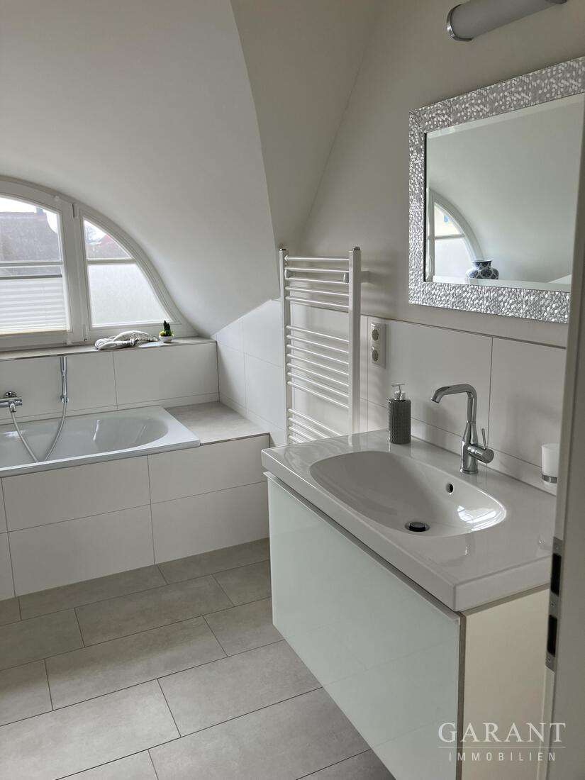 Immobilie in Kramerhof - **** Modernes Reetdach-Ferienhaus am Strelasund **** - Bild 10