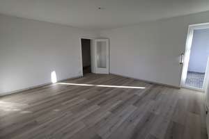 Frisch modernisierte 3-Zim.-Wohnung im 2. OG mit Dusche/Balkon in Düsseldorf-Garath – Paul-Bonatz-Straße 17, 40595 Garath, Düsseldorf – Vorschaubild 19