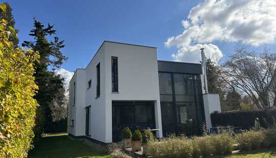 Bild von Einzigartig und modern! Edles Anwesen in Isernhagen-Süd! Siehe Image-Video!