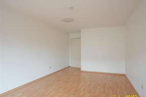 Freie Wohnung mit attraktivem Grundriss - 2 Balkone zum Entspannen! – Die vollständige Adresse der Immobilie erhältst du vom Anbieter., 9669 Frankenberg/Sachsen – Vorschaubild 3
