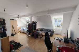 1-Zimmer-Dachgeschosswohnung in Regensburg (93051)