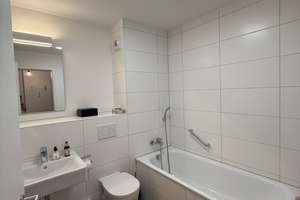 neuwertige, moderne 3-Zi.-Wohnung m. Wintergarten & Balkon * familiengeeignet * 84 m² * Baujahr 2020 – Welfenstr. 8, 81541 Obere Au, München – Vorschaubild 9