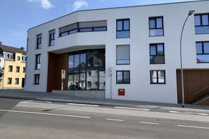 Stilvolle 3-Zi. Wohnung mit Ostterrasse